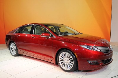 Ford recalls 2013 and 2014 Lincoln MKZ Hybrid vehicles 